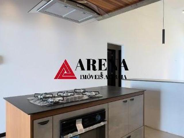 Imperdível Casa à Venda em Atibaia SP, Bairro Nova Gardênia: 3 Quartos, 3 Suítes, 3 Salas, 5 Banheir