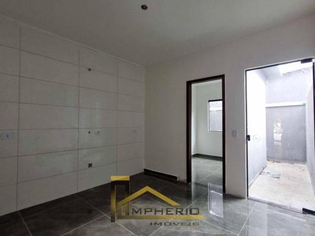 Imperdível Casa à Venda em Curitiba PR Bairro Tatuquara 2 Quartos 1 Sala 1 Banheiro 1 Vaga de G