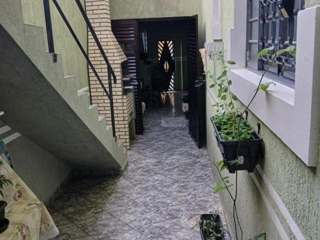 Imperdível! Casa à venda em São Paulo SP, Vila Firmiano Pinto. Sobrado com 3 quartos, suíte, 3 vagas