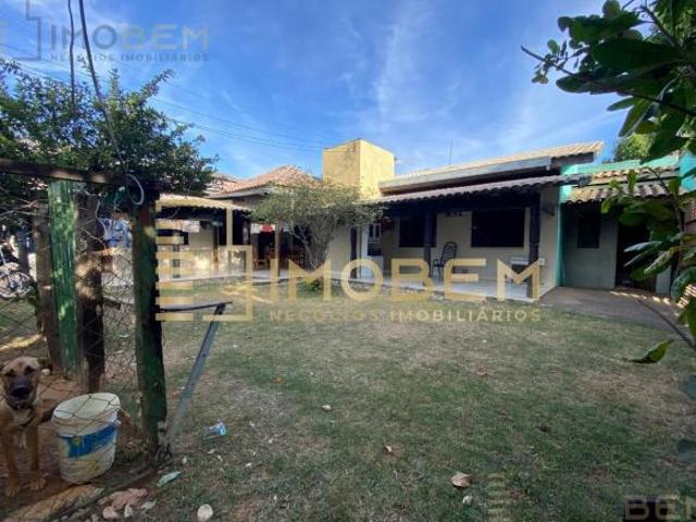 Imperdível: Casa à venda em Sinop MT, bairro Jardim Celeste, 4 quartos, 2 suítes, 2 salas, 3 banheir