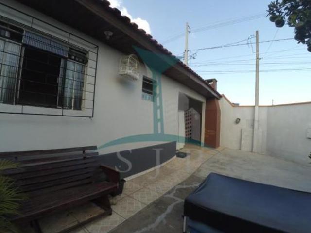 Imperdível: Casa Averbada à venda em São José dos Pinhais PR, Afonso Pena, 3 quartos, 1 suíte, 1 sal