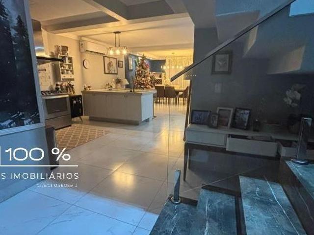 Imperdível! Casa de 3 quartos com suíte, 3 salas e 4 banheiros no Jardim Aclimação, São José do Rio