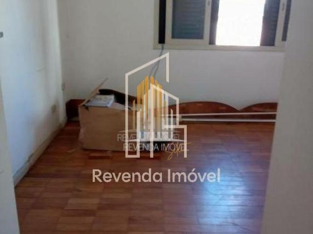 Imperdível casa de 3 quartos e 3 vagas na Vila Mariana, SP! 200m² de conforto e luxo!