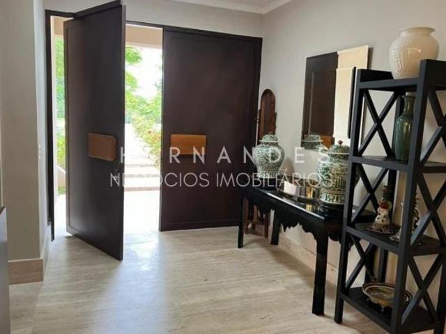 Imperdível: Casa de alto padrão com 4 suítes no Tamboré, Barueri SP 524m² de puro luxo!