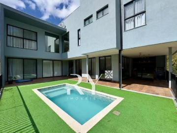 Praça Ferrúcio Tolesi - Garagem, Piscina
