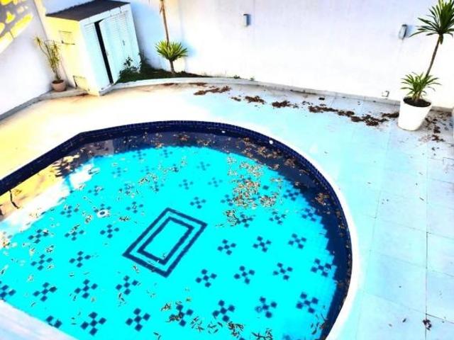 Imperdível! Casa de Luxo com 4 suítes, 10 vagas de garagem no Jardim Social, Curitiba PR 751m² de