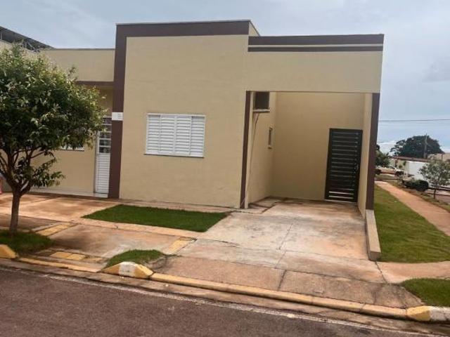 Elegante casa de vila para venda em Condomínio Residencial Melchíades Figueiredo Miranda I com 2 q