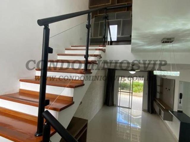 Imperdível: Casa em condomínio à venda na Vila Lucy, Sorocaba SP 3 quartos, 1 suíte, 2 salas, 2 ba