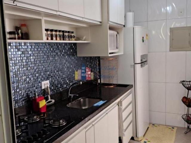Imperdível! Casa em condomínio à venda em Cotia SP, bairro Paisagem Renoir: 2 quartos, 1 suíte, 2 sa