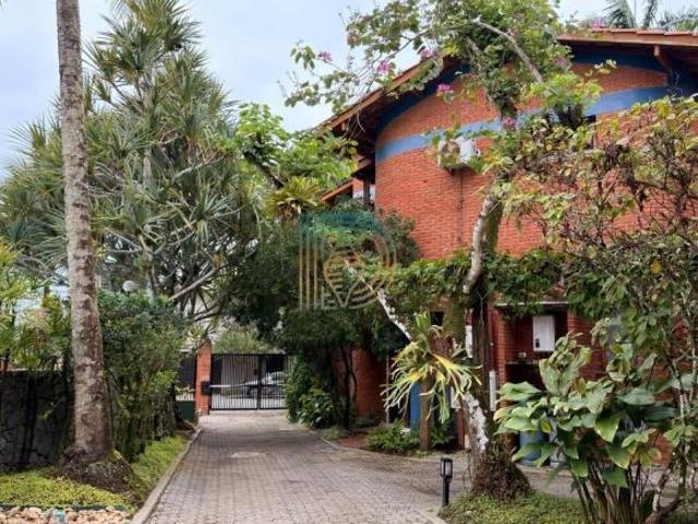 Imperdível Casa em Condomínio em Juquehy, São Sebastião SP: 4 Quartos, 4 Suítes, 2 Salas, 4 Banheiro