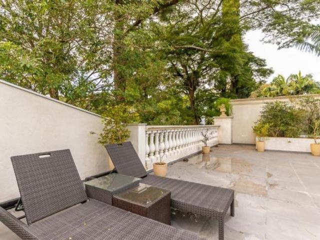 Atraente casa em condomínio para venda em Jardim Petrópolis com 4 quartos, sendo 4 suítes, 533.45m²