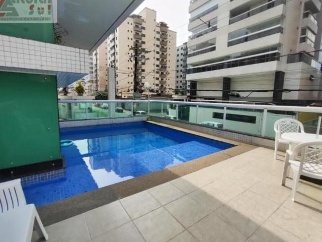 Imperdível cobertura de luxo com 3 suítes e 350m² em Ocian, Praia Grande SP! Venha conferir!