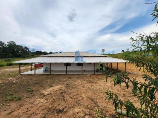 Imperdível: Sítio de luxo em condomínio, 4 quartos, 1 suíte na cidade de Caeté MG, Roças Novas!