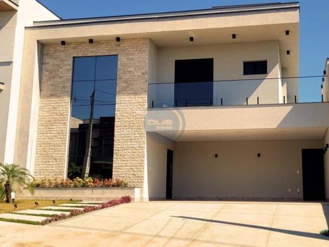 Imperdível Sobrado 3 Suítes com Piscina e Aquecimento Solar no Condomínio Di Roma em Indaiatuba SP!