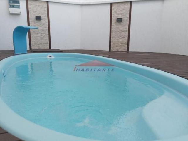 Imperdível Sobrado à Venda com piscina, 3 Quartos, sendo 1 Suíte, 1 Sala ampla, 3 Banheiros, 3 Vaga