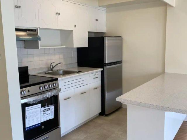 Imperial Apartments — [$500 Bonus] Studio
