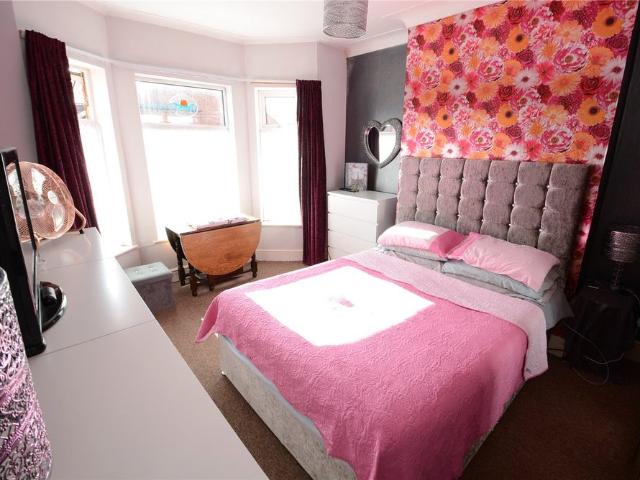 Imperial Avenue, CH45 7NH, Wallasey