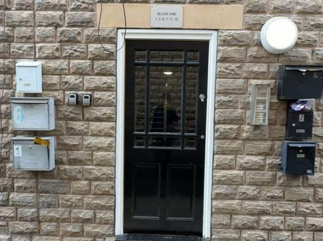 Imperial Court, Burnley BB12, 2 bed flat to rent, £650 pcm | PrimeLocation
