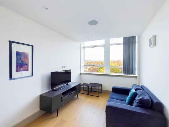 Imperial Drive, Harrow HA2 1 bed apartment to rent £1,425 pcm £329 pw