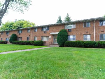 Imperial Manor Apartments