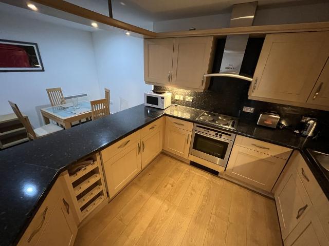 Imperial Point, The Quays, Salford M50, 2 bed flat to rent, £1,600 pcm | PrimeLocation