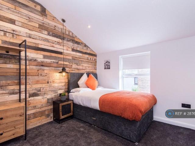 Imperial Road, Nottingham, NG9 1 bed in a house share to rent £497 pcm £115 pw