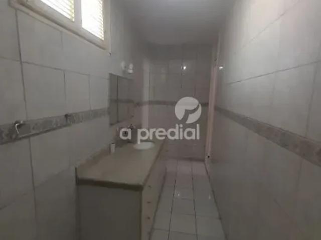 Imponência, espaço e localização estratégica para o seu negócio no Papicu!
