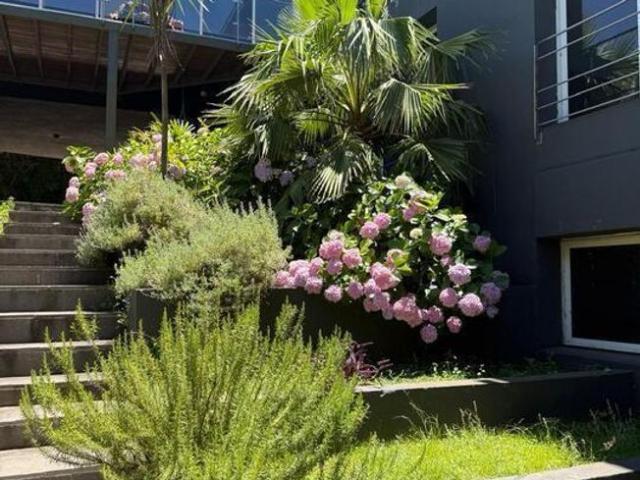 IMPONENTE CASA EN VENTA 4 DORMITORIOS EN COUNTRY LAS DELICIAS