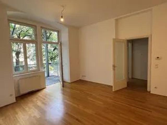 Imposante 3 Zimmer Wohnung mit *Balkon* in ruhiger Lage inkl. Heizungs und Warmwasserkosten in *1050 Wien