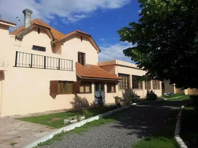 IMPORTANTE PROPIEDAD para HOTEL o GERIATRICO 1761 mts2 C en Inmomap