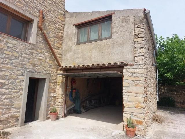 Impresionante cabaña de piedra de 3 habitaciones en venta en Ollers, Tarragona, España