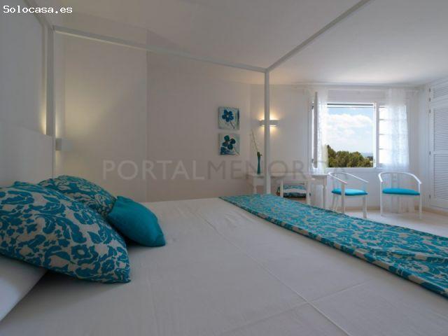 Impresionante casa con vistas panorámicas al mar en Santo Tomás con licencia