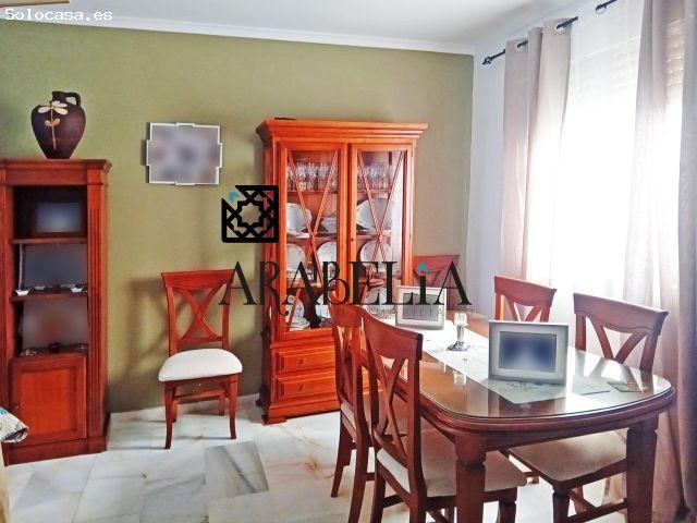 IMPRESIONANTE CASA CÉNTRICA DE 114M2 EN ALMODÓVAR DEL RÍO!