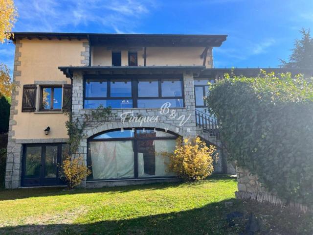 IMPRESIONANTE CASA ALQUILER DE TEMPORADA EN ANGOUSTRINE