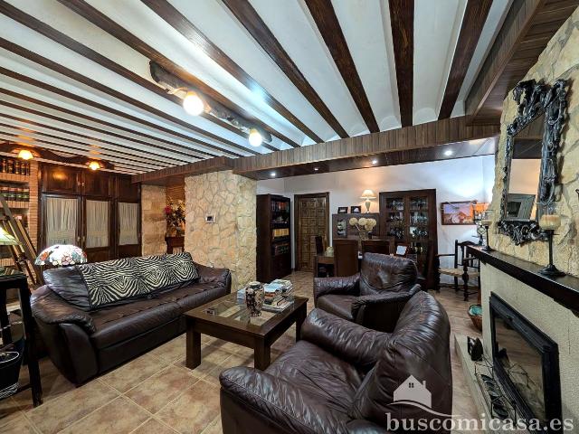 Impresionante casa en Alberto López Poveda