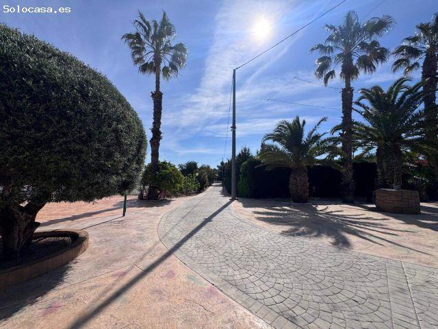 Impresionante Casa en Alquiler en Elche – Rebolledo por €5000