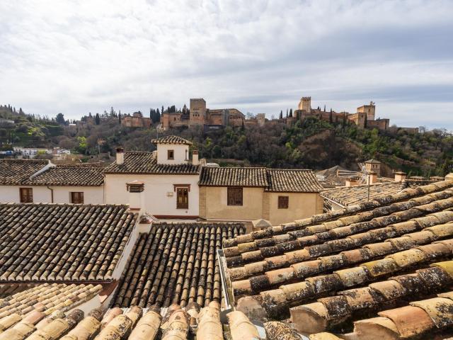 ✨ Impresionante casa en el Albaicín Bajo con vistas a la Alhambra ✨