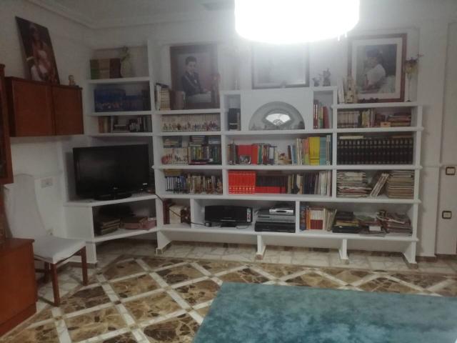 Impresionante casa en planta en la zona de la plaza de toros