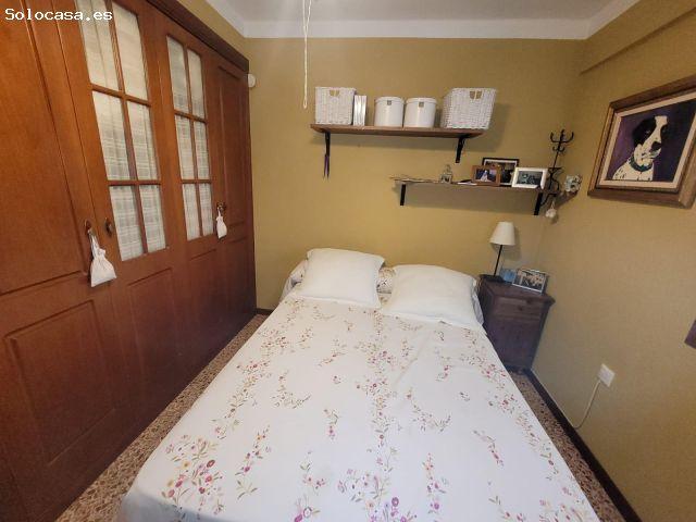 Impresionante Chalet con Amplio Terreno y Piscina en las Afueras de Zaragoza