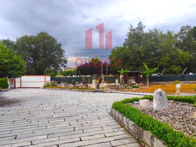 IMPRESIONANTE CHALET INDIVIDUAL CON MÁS DE TRES MIL METROS DE PARCELA EN SAN CIBRAO DAS VIÑAS