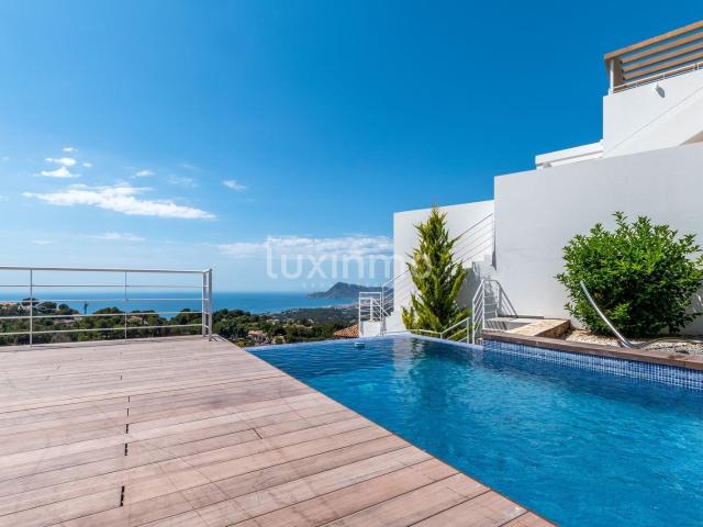 Impresionante chalet moderno de lujo con vistas al mar 241m² Altea