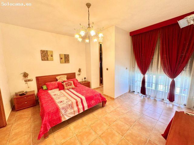 IMPRESIONANTE DUPLEX EN ORIHUELA, PARA ENTRAR A VIVIR, AMPLIO, CON TERRAZA, BALCÓN,GARAJE ¡VISITELO!