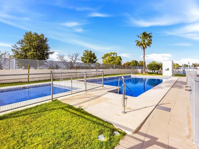 Deslumbrante Piso con Impresionante Terraza en Primera Línea de Playa ️