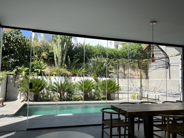 Impresionante villa orientada al sur a pocos metros de Puert. 290m² Marbella