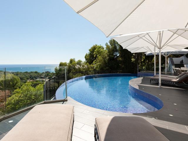 Impresionante villa con vistas al mar en venta en Anchorage Hill, Bendinat