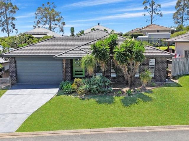 Impressive executive home, with swimming pool