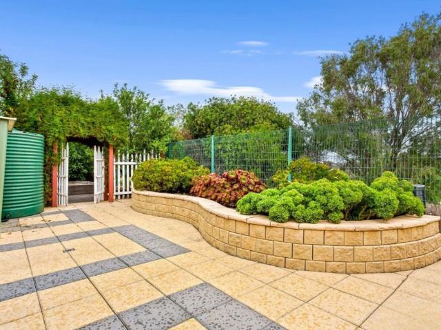 Impressive Family Home in a Prime Altona Meadows Location