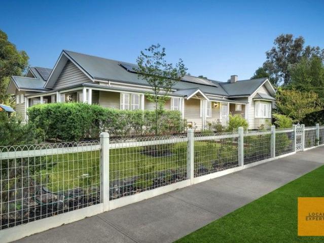 Impressive Family home in the Heart of the Eynesbury Township