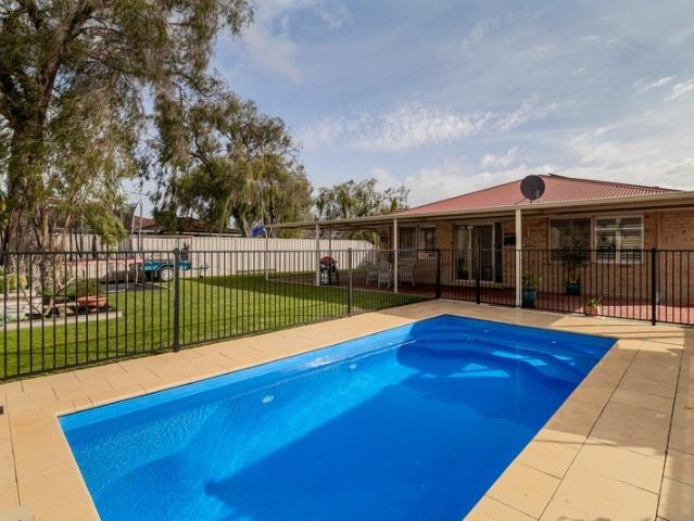 Impressive family home with pool, shed & studio