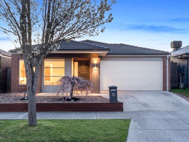 Impressive Family Living on a Stylish Single Level